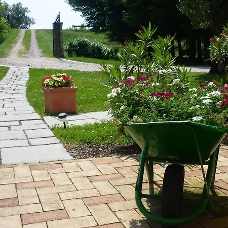 Bed & Breakfast Relais Agazzi B&B *